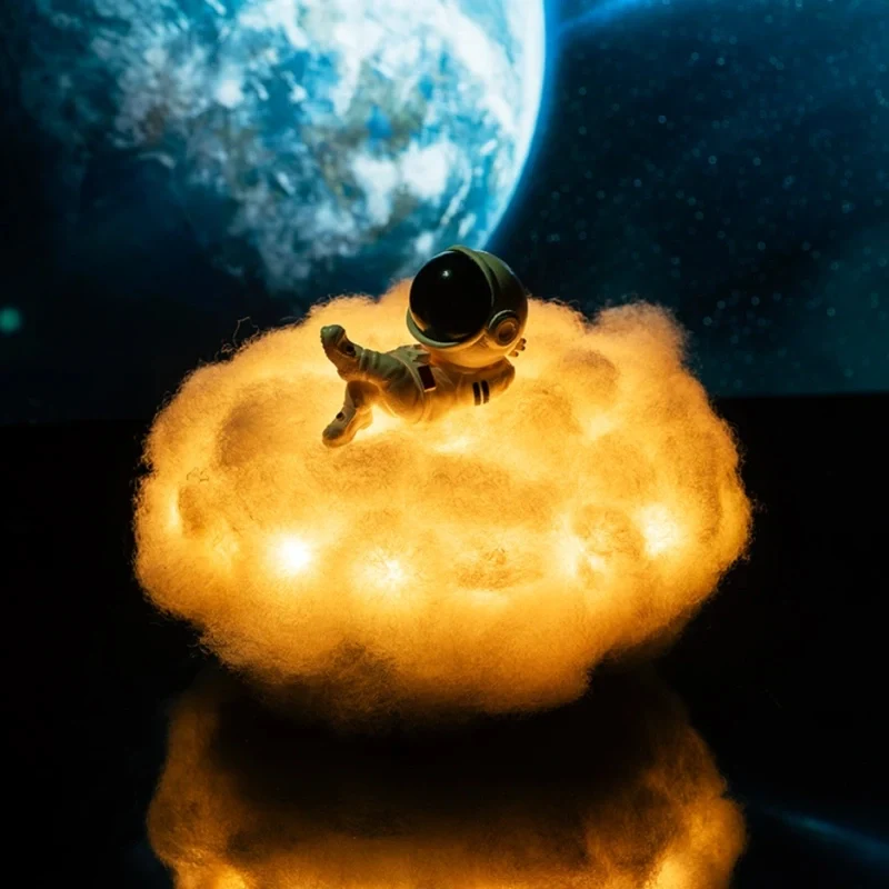 Astronaut Cloud Light - Image 6